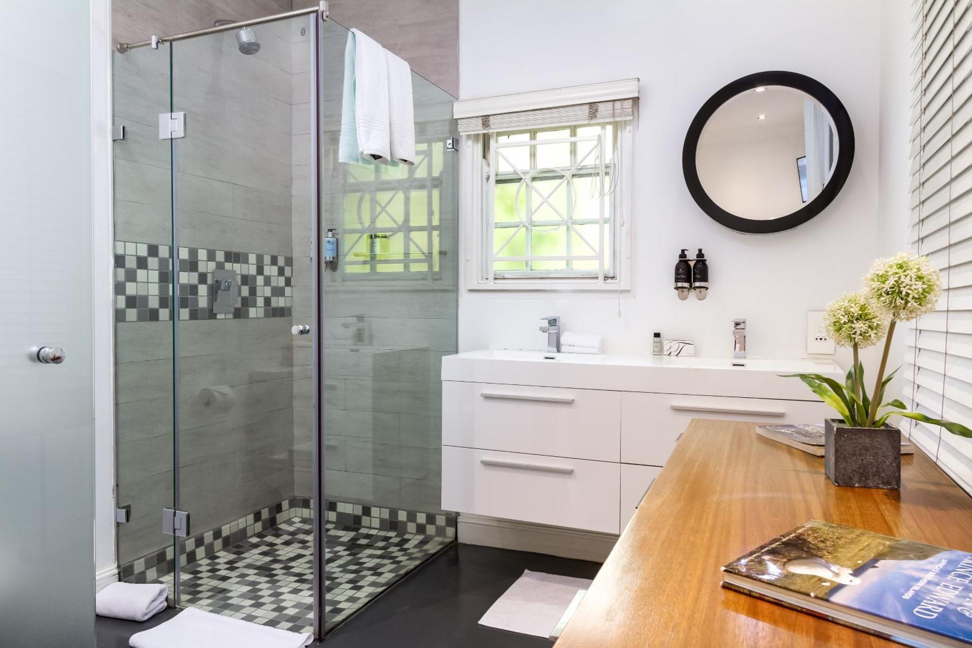 Cape Finest Guest House Located In De Waterkant Cape Town Oda fotoğraf